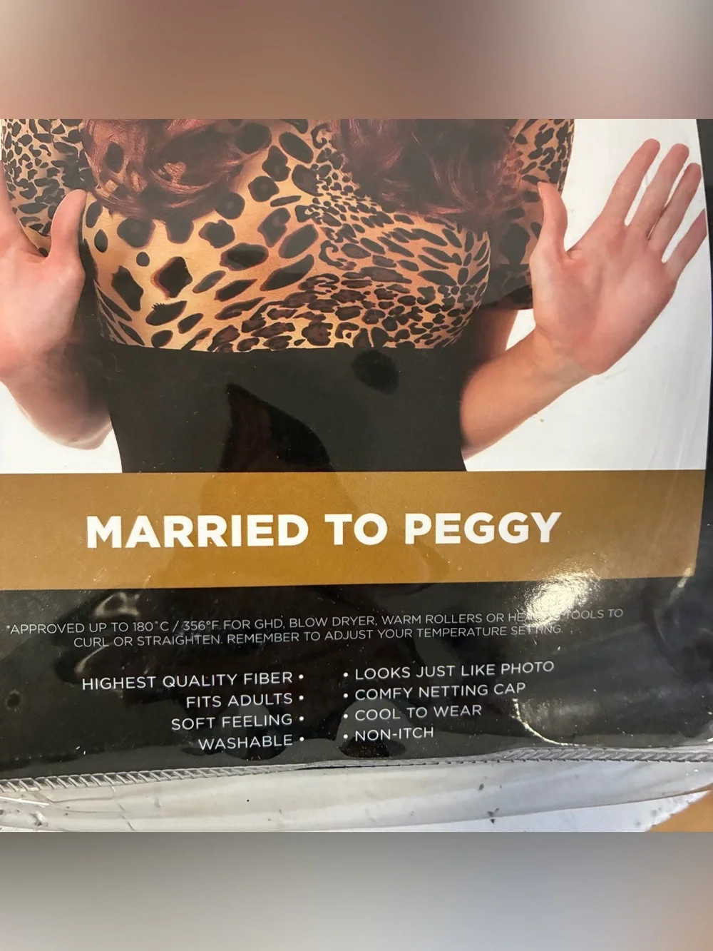 Halloween Costume 'Married to Peggy' Women's Wig - Rich Auburn